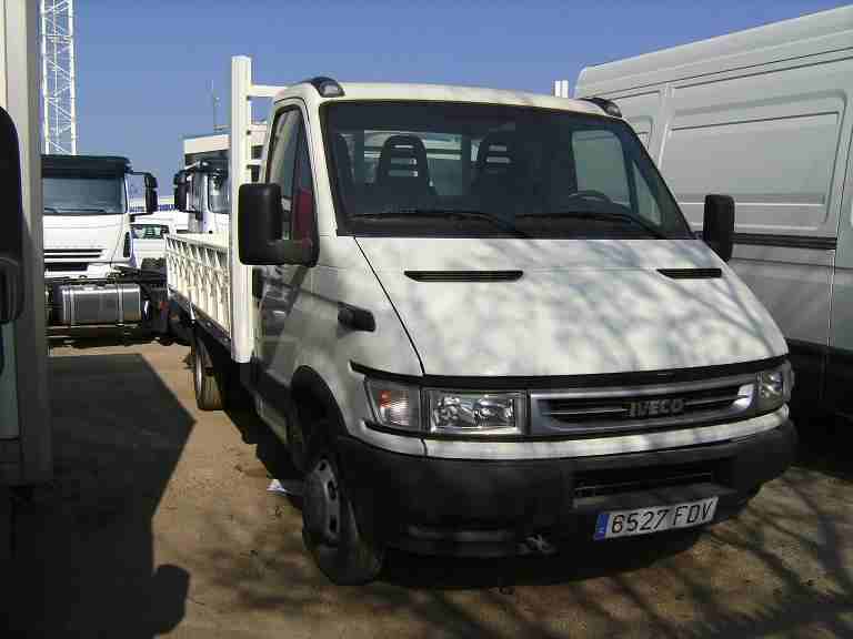 Camion Chasis IVECO 35C12 